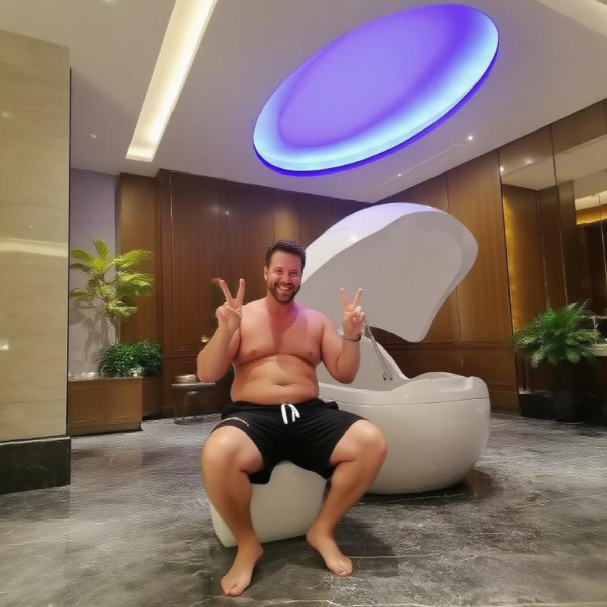 Floatation & Sensory Isolation Pod